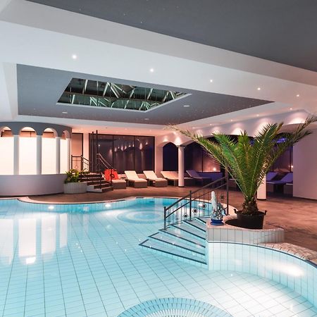 25H Spa-Residenz Pools In & Out, Private Garden & Beach Нойзидл ам Зее Екстериор снимка
