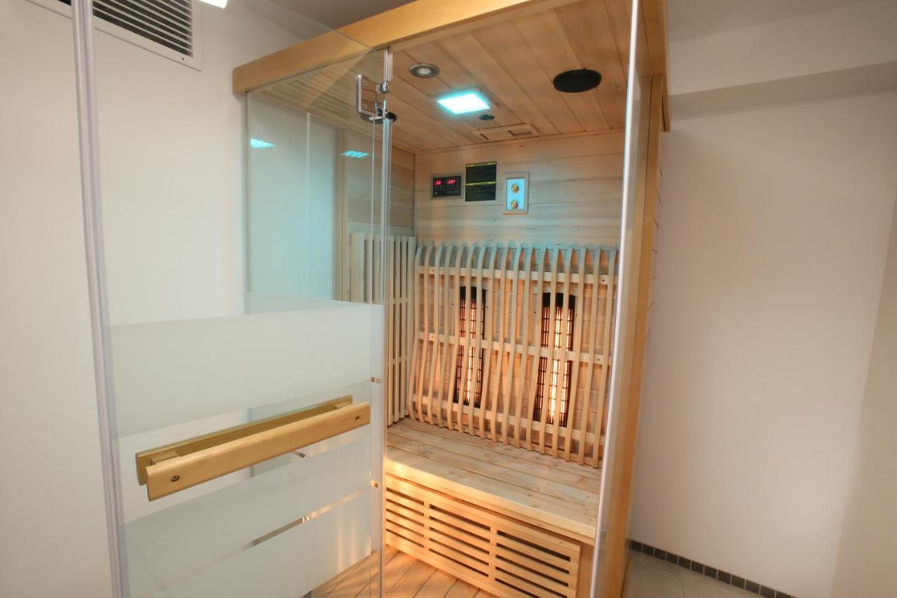 25H Spa-Residenz Pools In & Out, Private Garden & Beach Нойзидл ам Зее Екстериор снимка